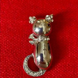 Silver tone cat pin